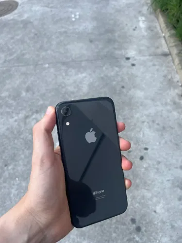 iPhone XR 64gb 