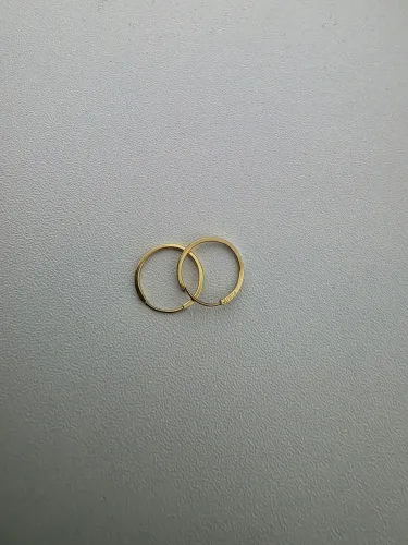 Vende-se brinco de ouro