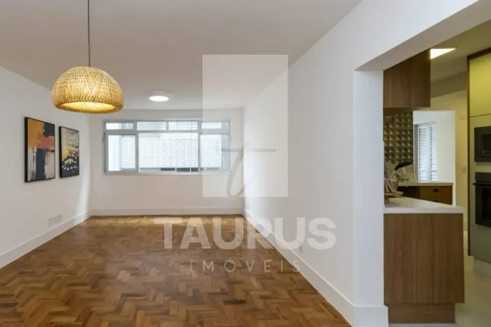 Apartamento para comprar com 2 quartos, 1 vaga, no Jardim Paulista, São Paulo-SP.