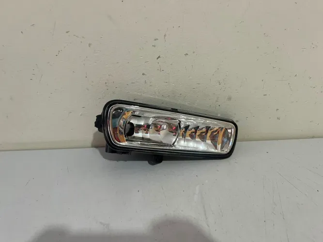 Farol de milha direito Focus 2016/2017/2018/2019