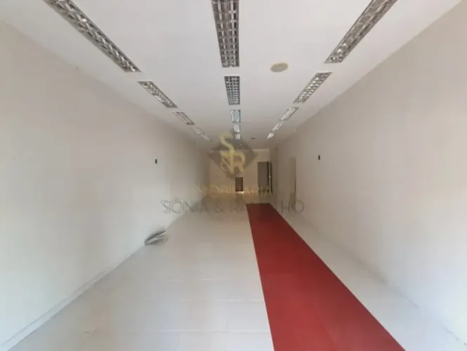 Imóvel com 2 salões comerciais à venda no bairro Ipiranga, em Ribeirão Preto/SP.