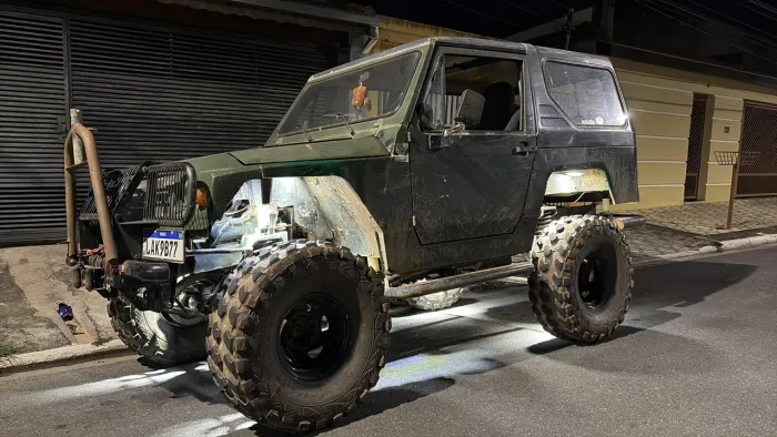 JPX Jipe Montez STD 4X4 Teto Rígido Diesel 1994
