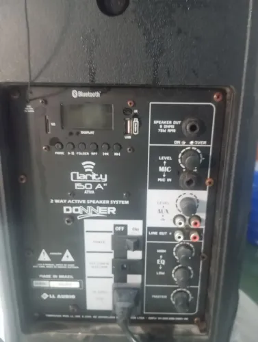 VENDE SE CAIXA DE SOM DONNER LL  NÃO ESTÁ FUNCIONANDO AUDIO