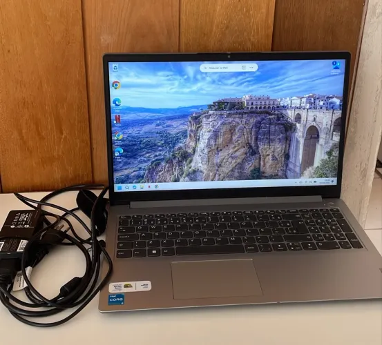 Notebook Lenovo IdeaPad I3