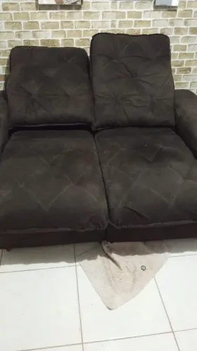 Vendo sofá semi novo não entrego ZAP *