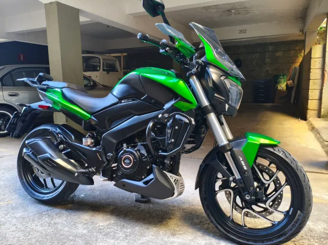 BAJAJ DOMINAR 400 2024