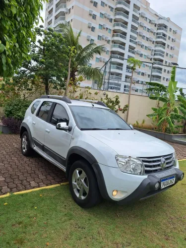 Renault Duster Dinamique 2.0 automático 