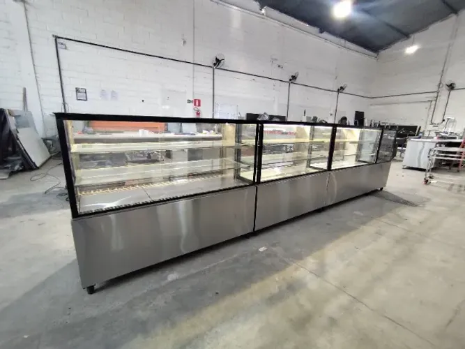 Vitrine estufa inox 1200×600×1250 (quente grande)