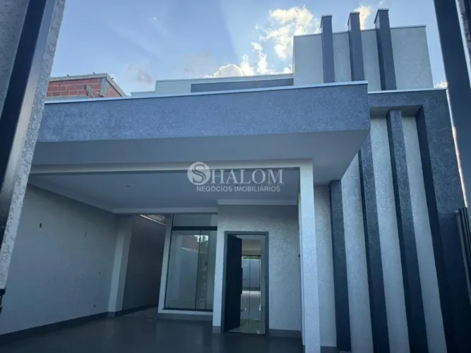 Casa à venda em Maringá, Parque das Grevíleas, com 3 suítes, com 146 m²