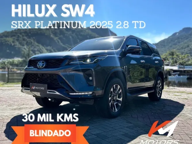 Toyota Hilux SW4 SRX Plat. 4X4 2.8 TB Die. Aut. 2025