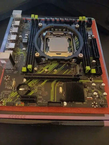 Placa Mãe Machinist Pr9 x99 + Xeon e5 2680 v4
