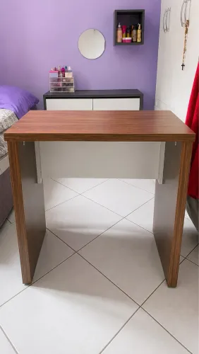 Mesa de Escritório de Madeira - R$ 100