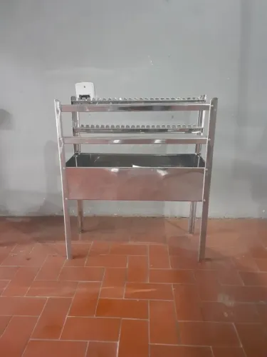 churrasqueira de inox espetinhos pequena portatil