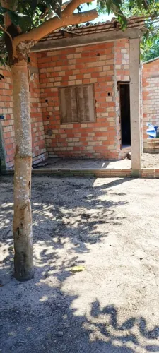 Vendo casa em construção em alter do chão cont: *99