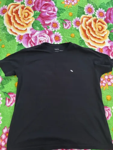 Vendo camisa taco cor preta