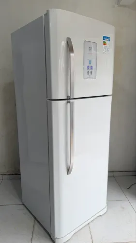 Geladeira Eletrolux Frostfree 450 litros