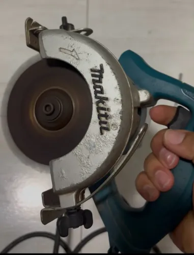 Serra Marmore/Circular 127V - Makita 4100NH2
