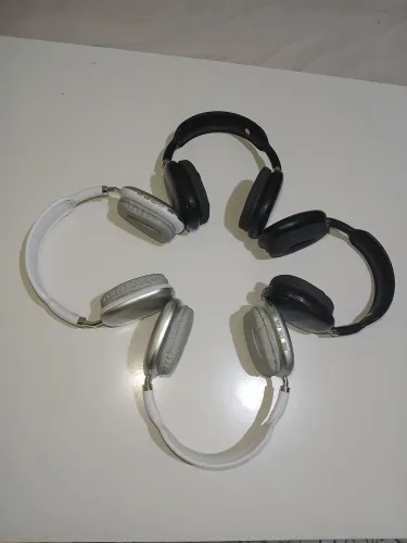Headphone P9 | Estilo Preminum | Preto E Branco | Dobrável