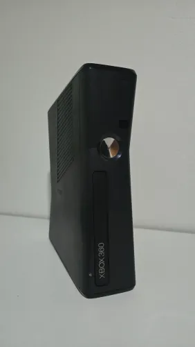 XBOX 360 desbloqueado  , kinect e 25 jogos