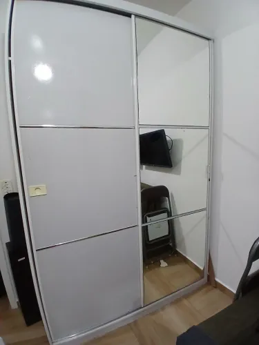 Guarda roupa solteiro 2 portas correr com espelho