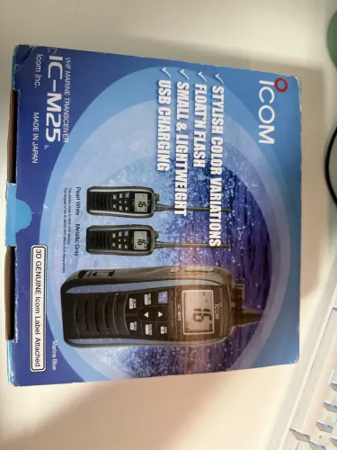 radio maritimo nunca usado, modelo Icom IC-M25