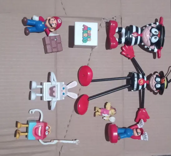 Lote de brinquedos antigos McDonald's