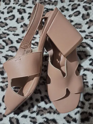 Sandália feminina