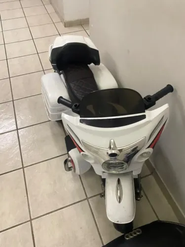 Moto eletrica criança
