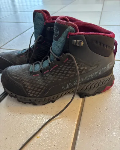 Bota La Sportiva Stream GTX - Tamanho 38 | Estado de Nova