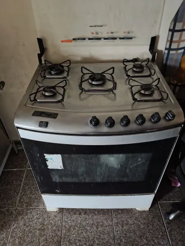 Fogão de 5 bocas