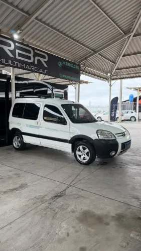 Peugeot Partner Van Escapade 1.6 Flex 16V 5P 2012