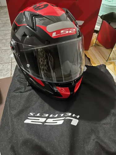 Capacete ls2