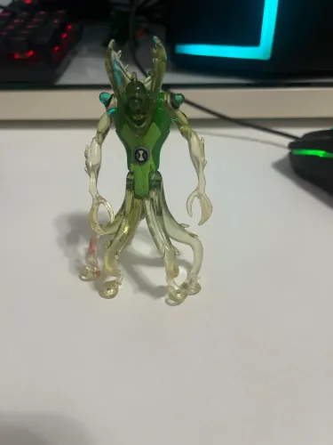 Boneco Raro Ben 10 Cipó Selvagem Battle Bandai oficial ótimo estado