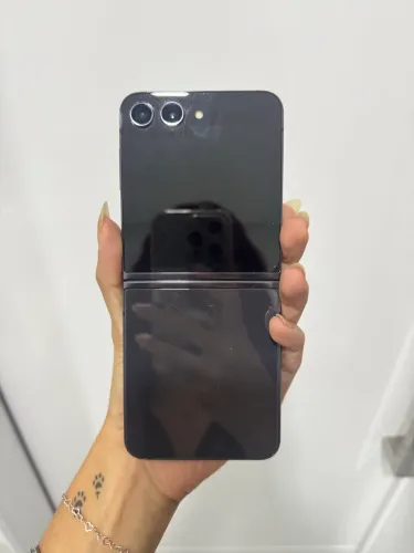 Samsung Galaxy Z flip 5