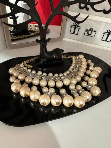 Colar de pérolas elegante festa