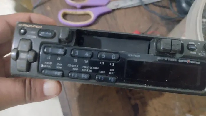 Rádio toca fitas Pioneer 4200 relíquia anos 90