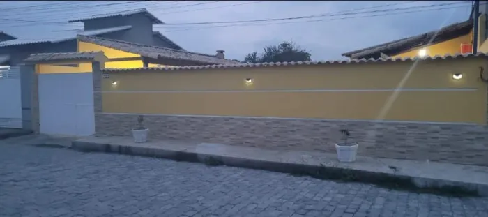 Vendo casa no condomínio nova itaborai 