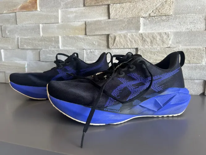 Asics Novablast 5