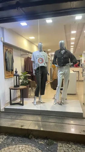 vendo passo ponto loja montada com ou sem roupas
