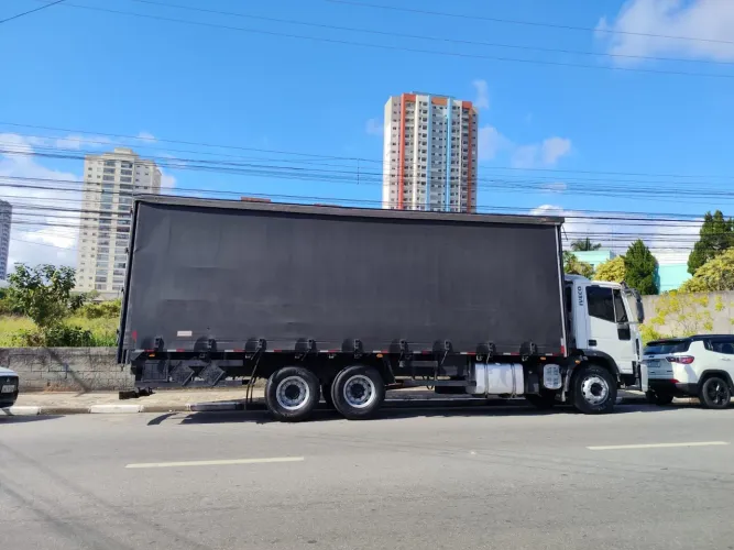 Iveco Tector 240e22 revisado