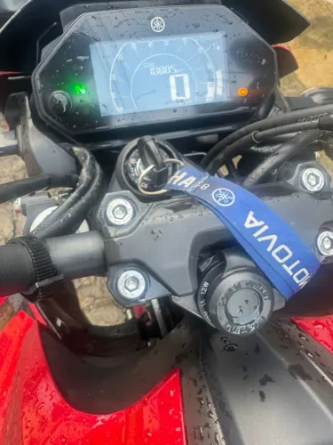 Moto Yamaha 250/2025.