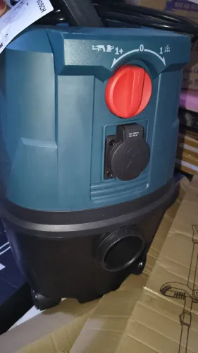 Aspirador de pó e água