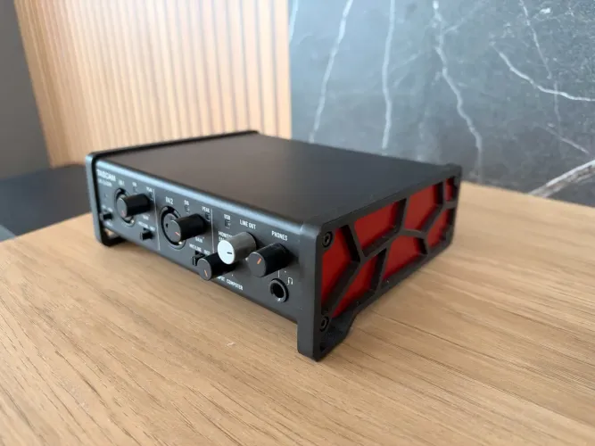 Tascam interface de áudio US-2x2HR