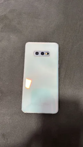 Samsung Galaxy s10e 128GB 6RAM 