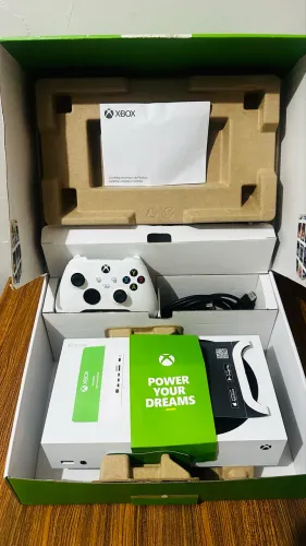 Xbox séries s512 gb impecável ! Nf fiscal caixa controle original