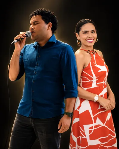 Música Ao Vivo para eventos? Lucas e Thaynara