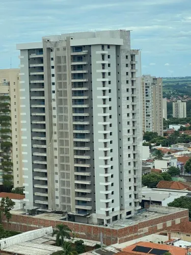 Apartamento no Edifício Pedras Altas em Araçatuba/SP