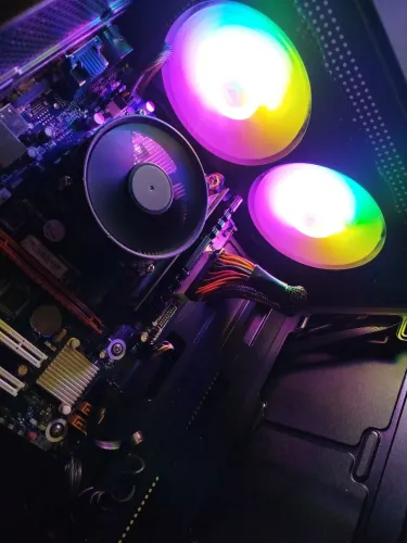 Computador i7 + SSD + 8gb de RAM (opcional 16gb ram e HD de 1tb ou 2tb).