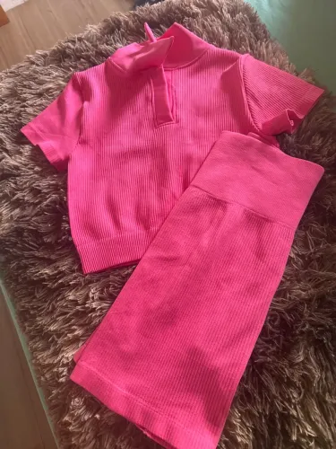 Vendo alguns roupas de academia que não quero mais usar