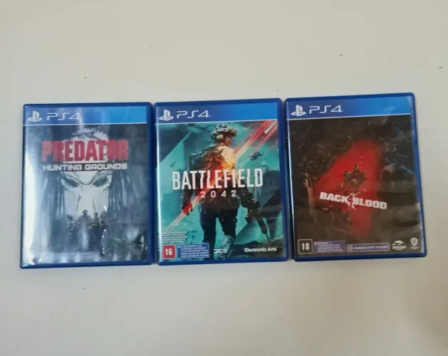 Lote de Jogos PS4 mídia física